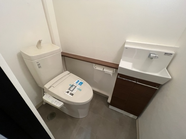 トイレ　トイレ◇温水洗浄便座あり