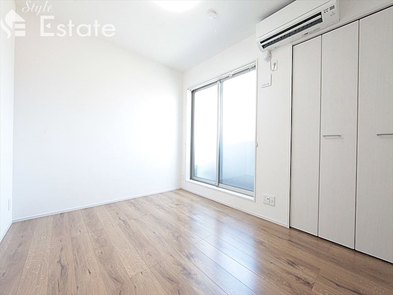 居室・リビング　内装