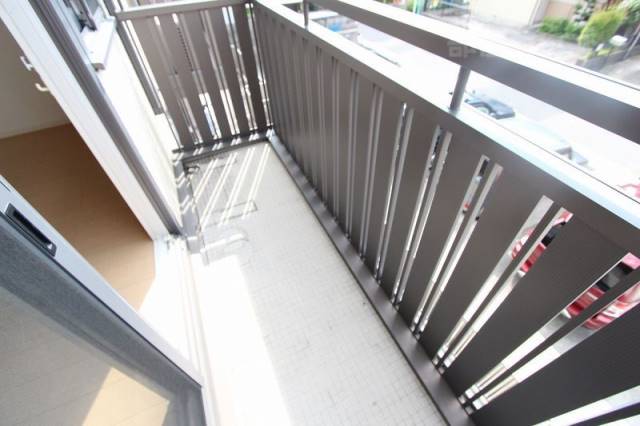 バルコニー　日当たり良好です。１度確かめて下さい。