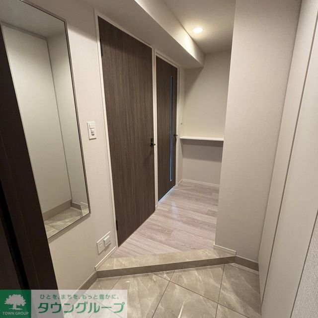 玄関　※写真は同タイプ住戸です。