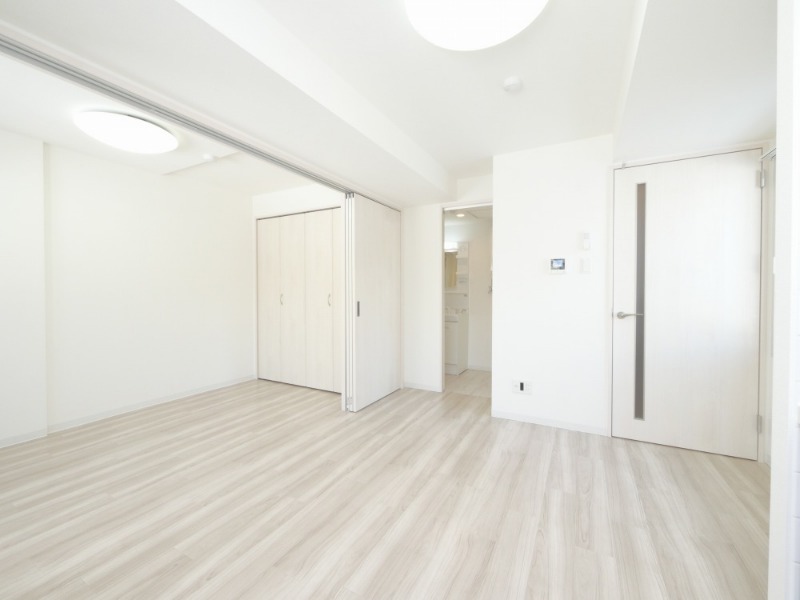 居室・リビング　広々リビングスペースございます！