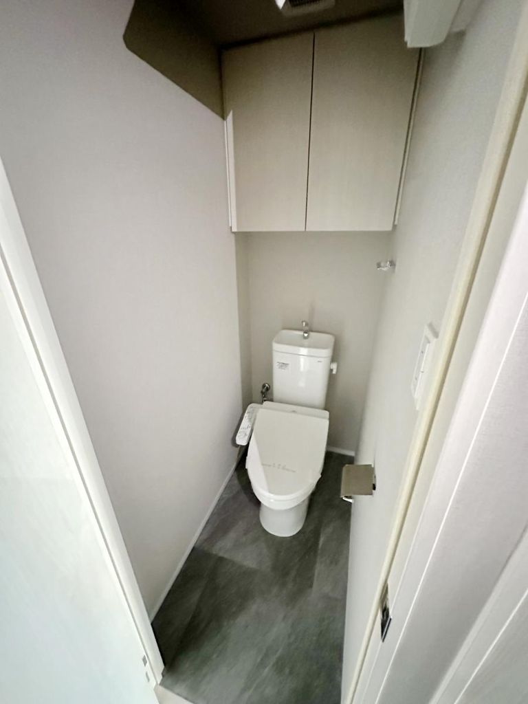 トイレ　同シリーズ