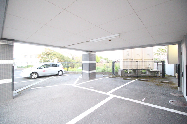 駐車場　☆駐車場☆