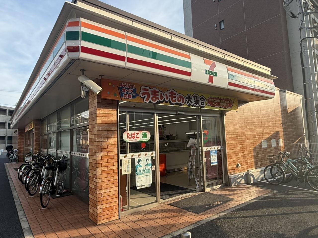 コンビニ　セブンイレブン京成稲毛駅前店（コンビニ）まで560m