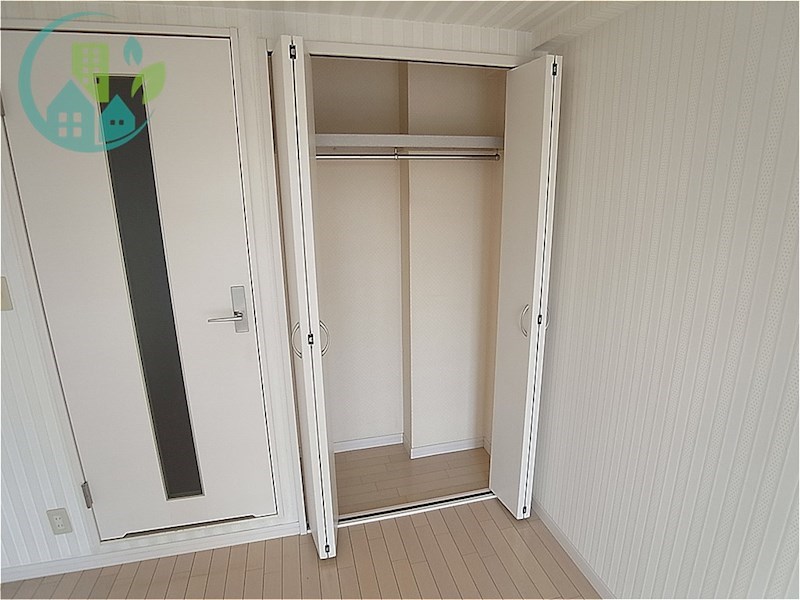 収納　ソルジェンテ御影(ネット無料)