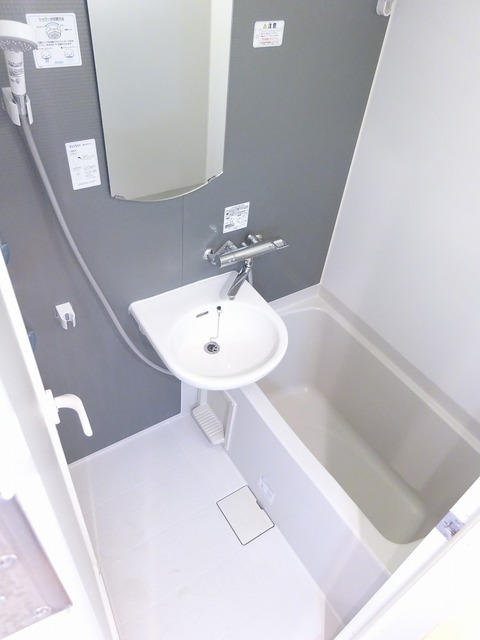 バス・シャワールーム　バスルーム