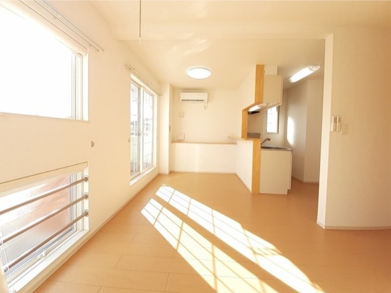 居室・リビング　図面と現状に相違がある場合には現状を優先