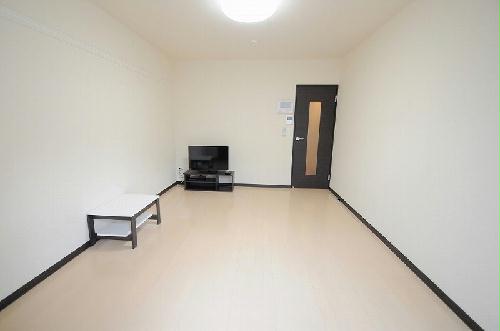 居室・リビング　1F・2Fはフローリング仕様になります。