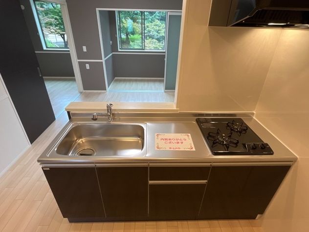 キッチン　※同タイプの写真となります。