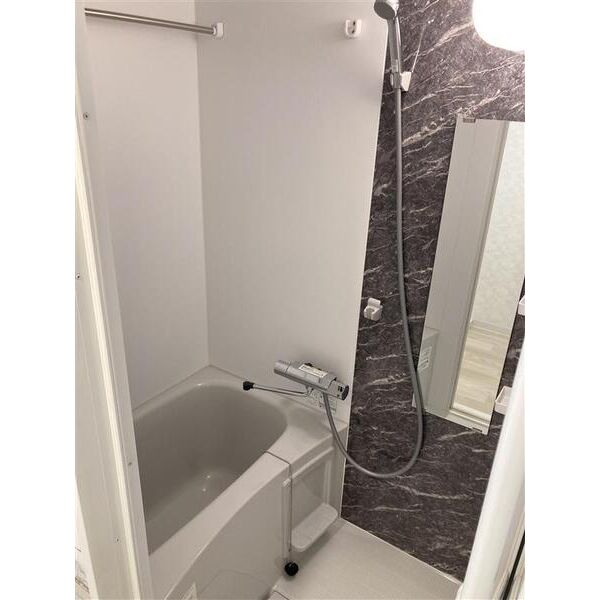 バス・シャワールーム　※別号室写真です、現況優先です※