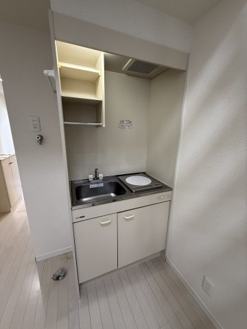 キッチン　IHクッキングヒーターで掃除も楽チン♪