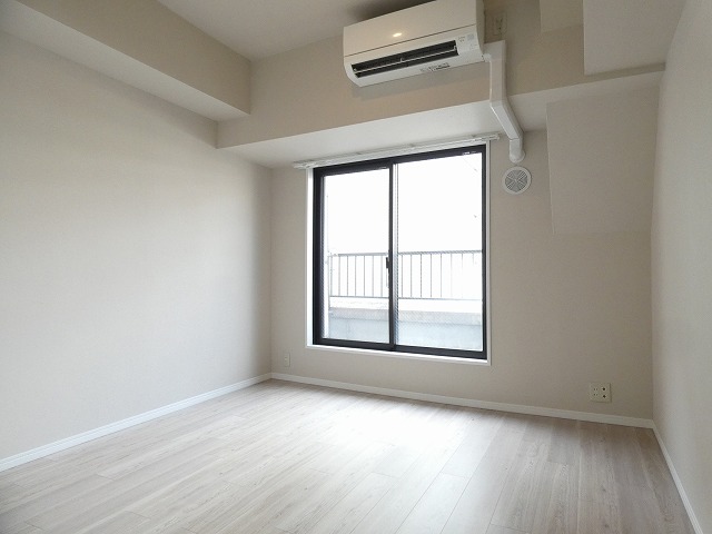 居室・リビング　※別部屋参考写真