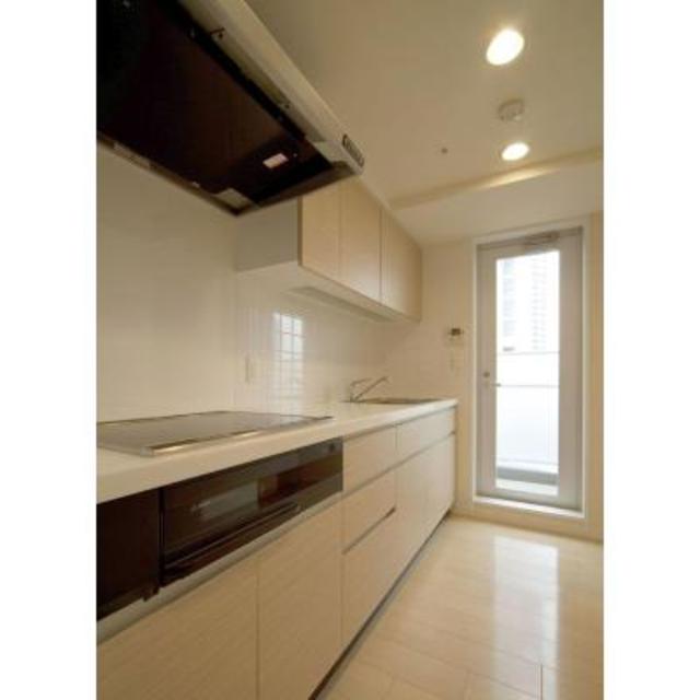 キッチン　※写真は同タイプ住戸です。