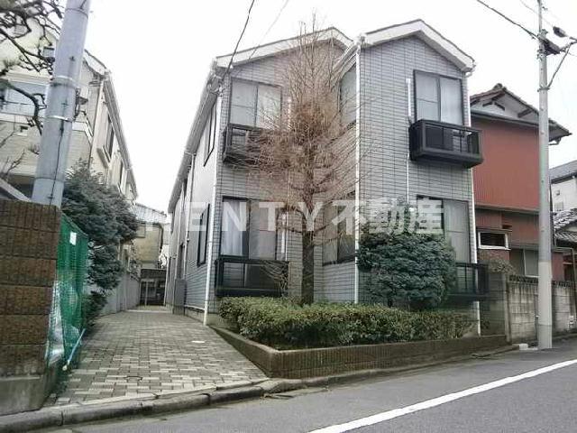 エントランス　ゆとりのあるエントランスです