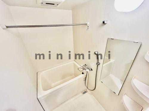 バス・シャワールーム　※写真は別号室のものですので現状優先させていただきます。