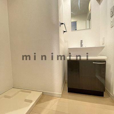 洗面設備　※写真は別号室のものですので現状優先させていただきます。