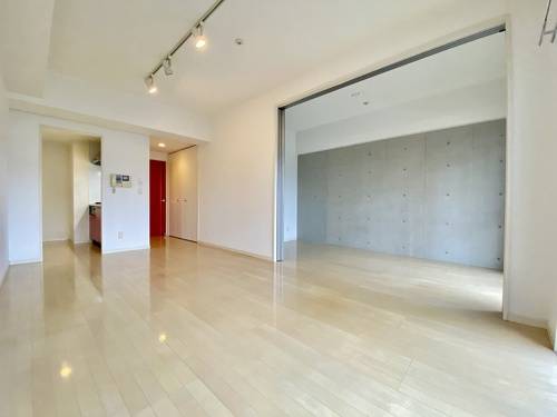 居室・リビング　※写真は別号室のものですので現状優先させていただきます。