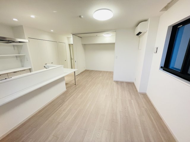 居室・リビング　ゆったりとした居間です