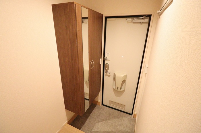 玄関　シューズボックス