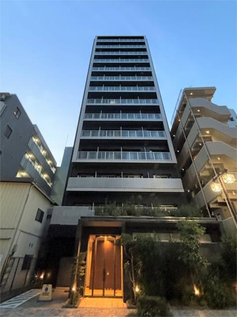 建物外観　オートロック完備