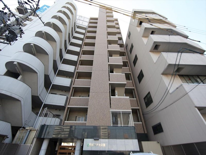 建物外観　外観　防犯カメラ付　オートロック　屋根付き駐輪場