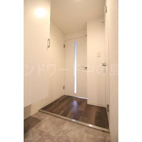 玄関　詳細は、ウィンドワード中の島店までご相談下さい。