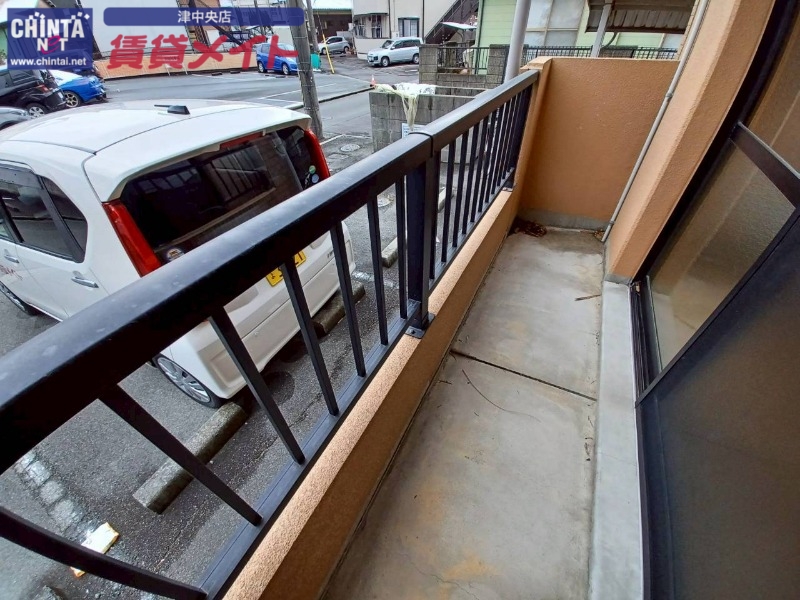 バルコニー　同じ物件、別部屋の写真です