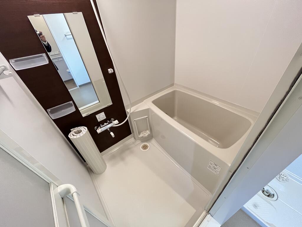 バス・シャワールーム　追い焚きバス