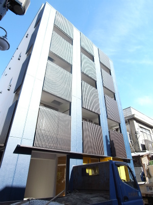 建物外観　外観は落ち着いています