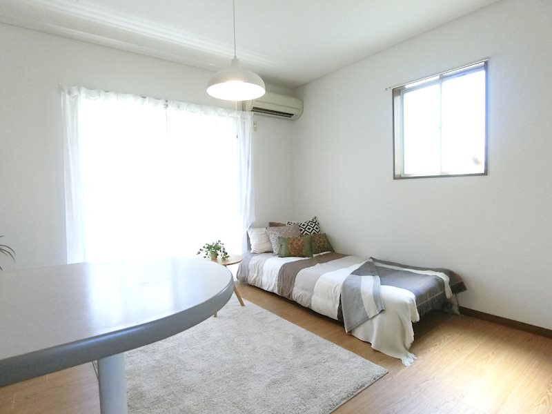 居室・リビング　２階建て２階角部屋南向きです※モデルルーム実施時の写真です