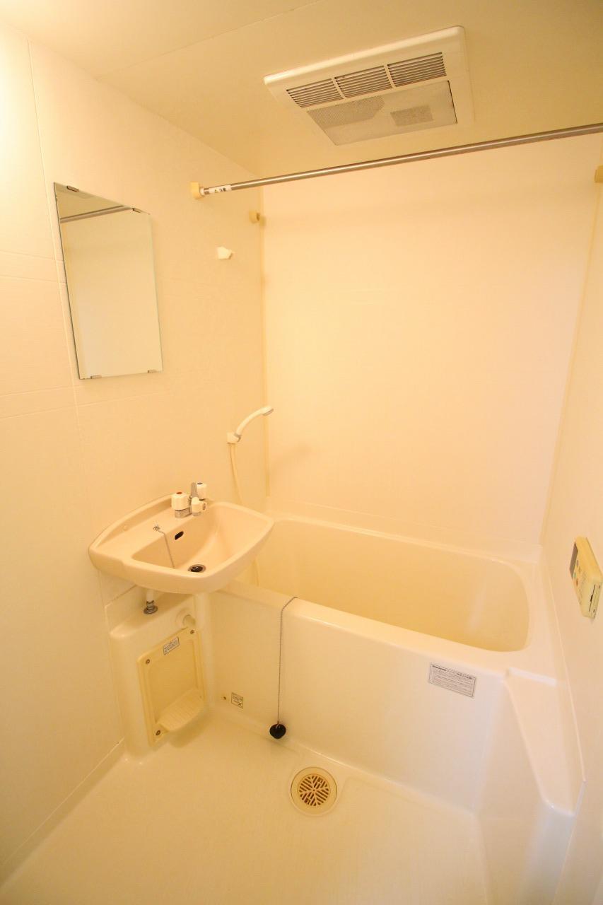 バス・シャワールーム　※写真他部屋参照