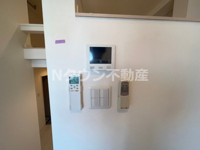 セキュリティ　モニター付きです。