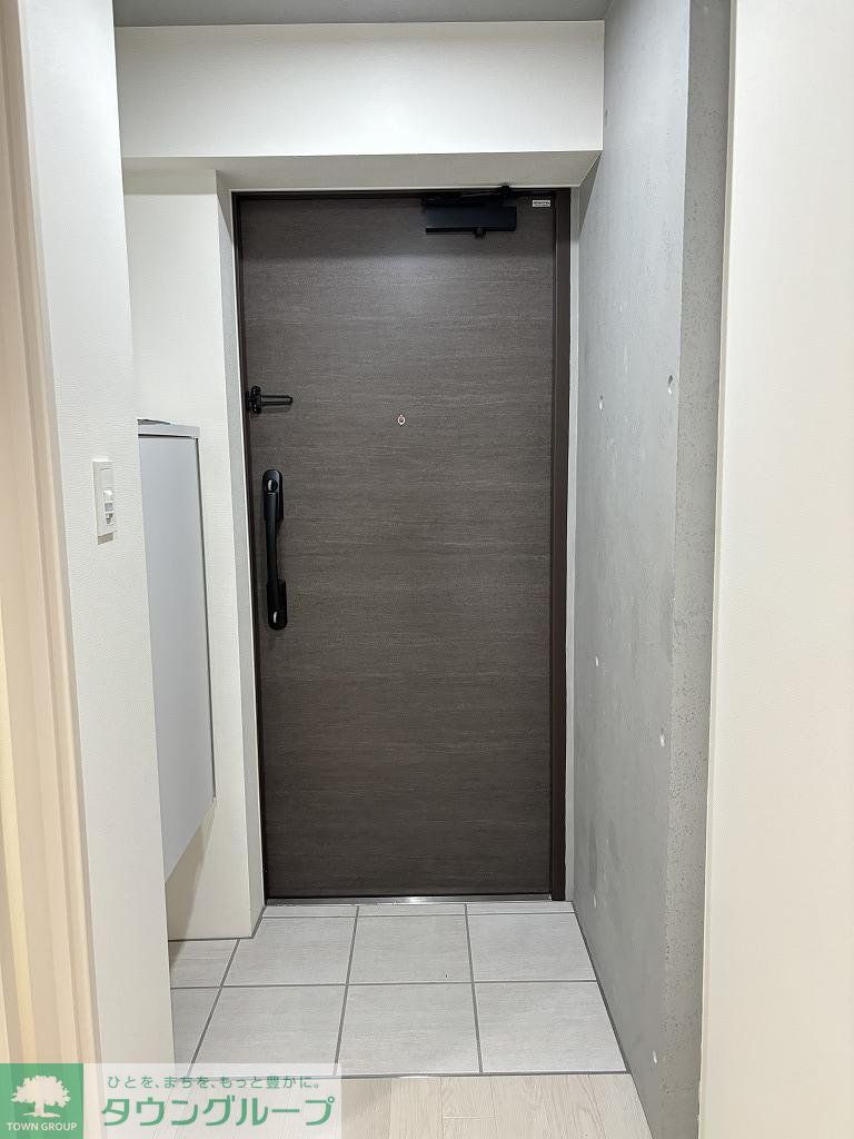 玄関　お部屋探しは株式会社　タウンハウジング　までお気軽にお問合…