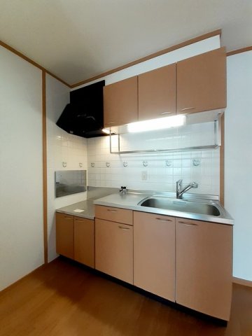 キッチン　コンパクトなキッチンで掃除もラクラク