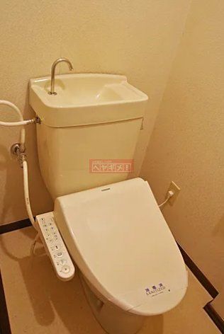 トイレ　トイレ