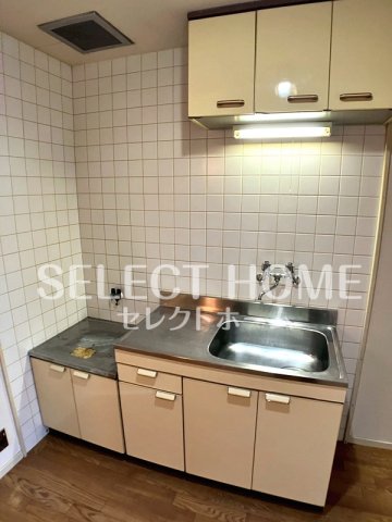 キッチン　コンパクトなキッチンで掃除もラクラク 同型タイプ