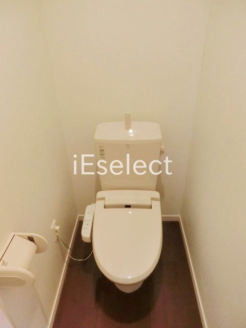 トイレ　温水洗浄便座付き