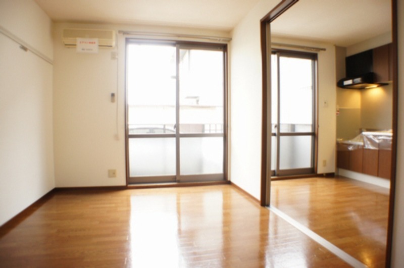 居室・リビング　図面と現状に相違がある場合には現状を優先