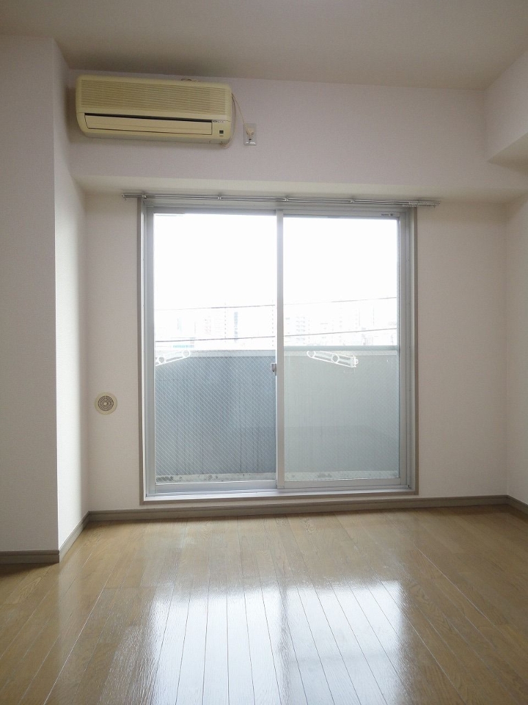 居室・リビング　※別タイプの参考画像になります。