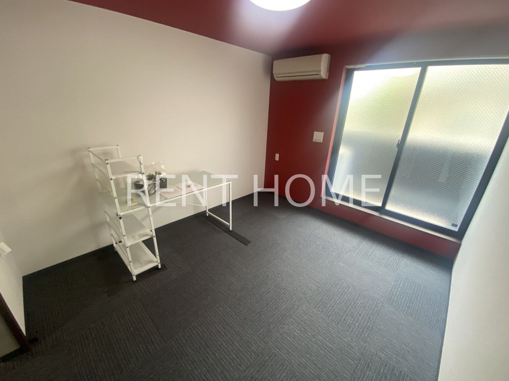 居室・リビング　エントランス