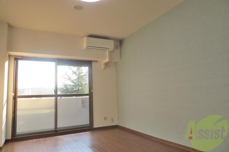 居室・リビング　広々としたお部屋でゆっくりと生活できそうですね。