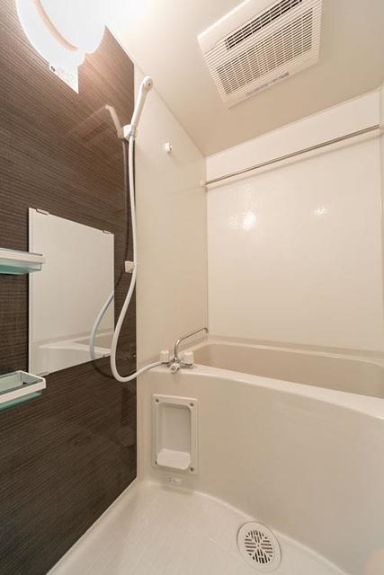 バス・シャワールーム　※写真は同タイプ住戸です。