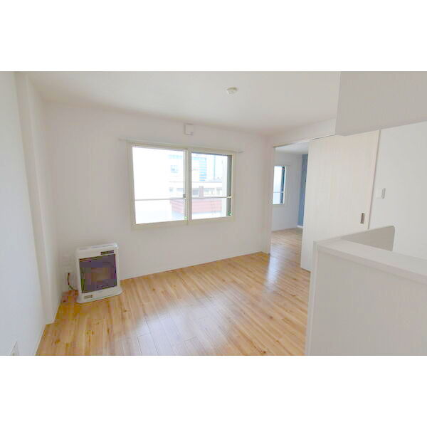 居室・リビング　木目調のナチュラルなお部屋☆