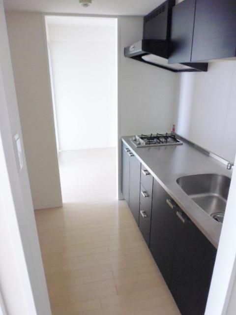 キッチン　★独立したキッチンエリア★