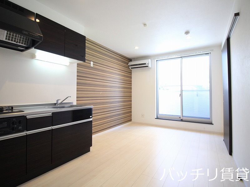 居室・リビング　画像は同型タイプの為、現状を優先致します。