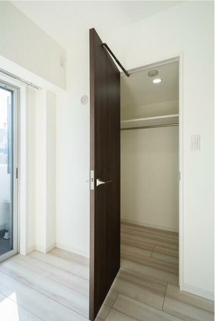 収納　ウォークインクローゼット