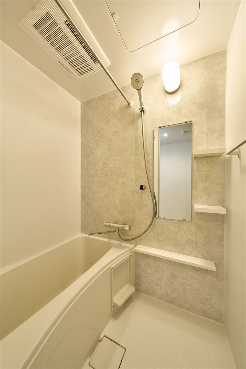 バス・シャワールーム