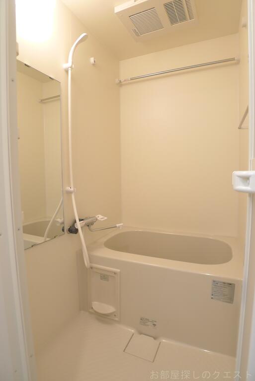 バス・シャワールーム　（写真は同タイプ）