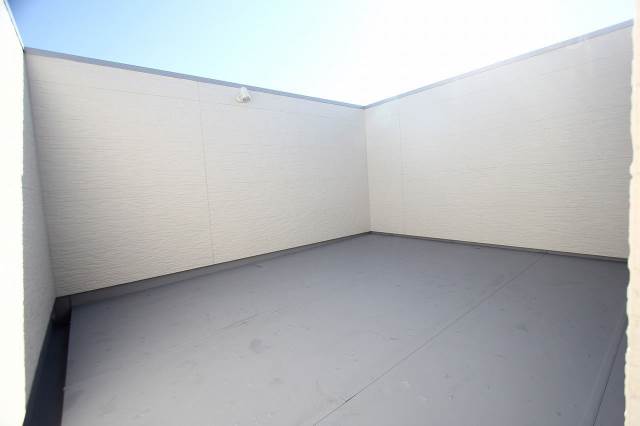 バルコニー　イメージ写真