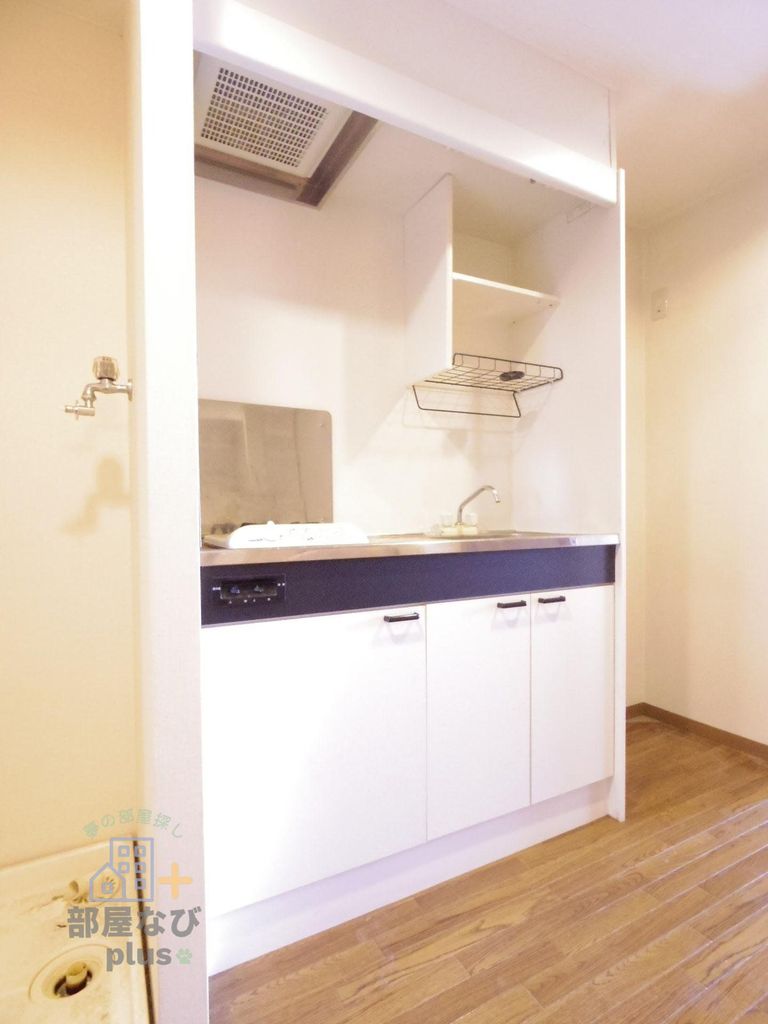 キッチン　※他号室写真です